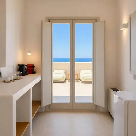 Vespera Private Luxury Hotel *